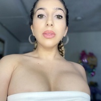 seenaughtynadia avatar