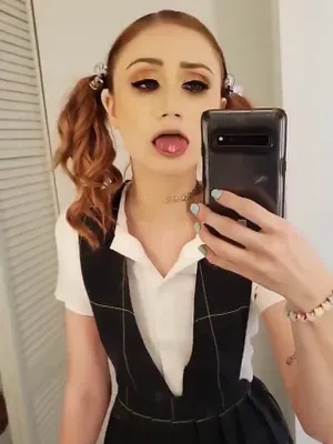 #Redhead #Onlyfans #Vertical Porn #Scarlet Skies #Leaks #Onlyfans Models