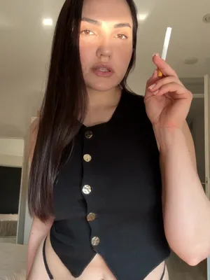 #Aficionados #Morena #Arnés Consolador #Látex #Lencería #es- E Spejo #Solo #Fumando #Tanga #Caliente #Ama #Sph #Dominación #Sexy #Dominatriz #Humillación #Domme #Caged #Cigarette Play