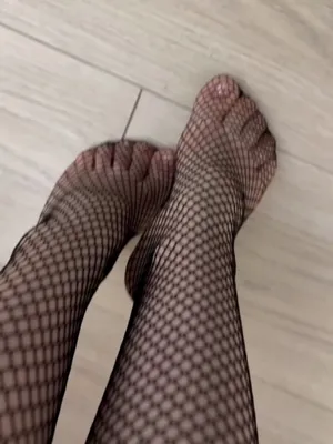 #Tattoo #Foot Fetish #Solo #Onlyfans #Fishnet #발정 #Hot #섹시발 #Margo Miss