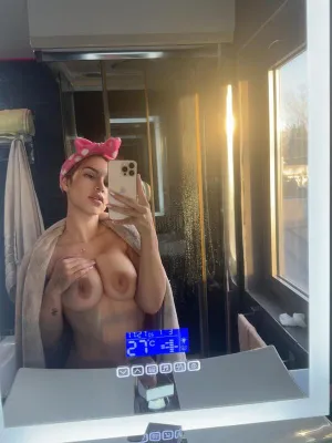 #Tetas Grandes #Pelirroja #Tatuaje #Latina #es- E Spejo #Solo #Onlyfans #FYP #Vertical Porn #Fotos #Mia Greco