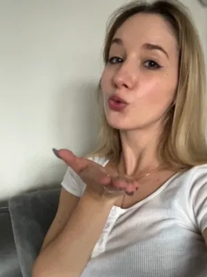 #Blonde #Onlyfans #German #Hot Blonde #Sexy Girl #Cute Girl #German Amateur #Blonde Babe #Sexy Body #Vertical Porn #Lizzelisabeth