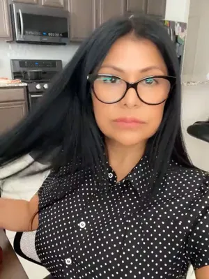 #MILF #Big Tits #Brunette #Glasses #Latina #Onlyfans #Vertical Porn #Leaks #Onlyfans Models #Gabby Quinteros