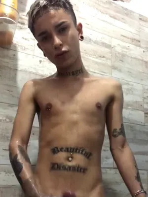 #Tattoo #Handjob #Onlyfans #Vertical Porn #Leaks #Onlyfans Models #Lucascperez