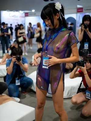 #Asiatiche #Pubblico #Cosplay #Trasparente #Teen Cosplay #Pornografia A I