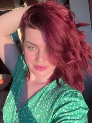 #Amateurs #Redhead #Small Tits #Flashing Tits #Solo #Onlyfans #Astida