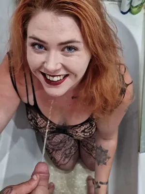 Smoking milf drinks piss and sucks me clean after