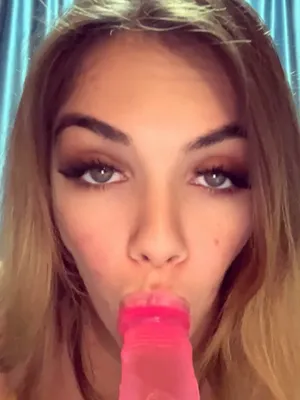 #Amateurs #Brunette #Dildo #Solo #Onlyfans #Dildo Blowjob #Vertical Porn #Sophie Storms