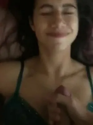 #Teen #Cumshot #Vertical Porn