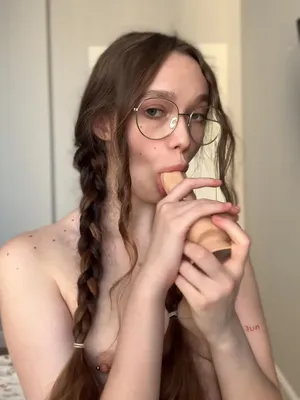 #Teen #Brunette #Glasses #Small Tits #Dildo #Beautiful #Solo #Young #Onlyfans #Dildo Blowjob #FYP #Sucking Dildo #Emmy Lorens