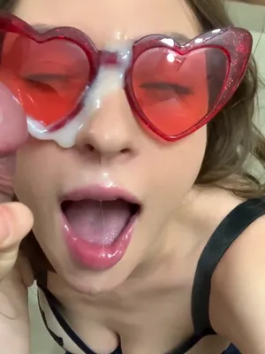 #Amateurs #Cumshot #Facial #Vertical Porn