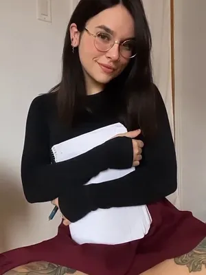 #Amateurs #Glasses #Vertical Porn
