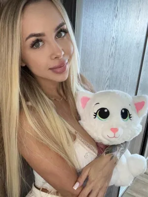 #Amateurs #Teen #Blonde #Beautiful #Czech #Onlyfans #Hot #FYP #Photos #Anastasinka