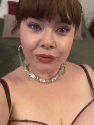 #MILF #Pornstar #BBW #Huge Tits #Hot Milf #Vertical Porn #Chubby #Roxanne Miller
