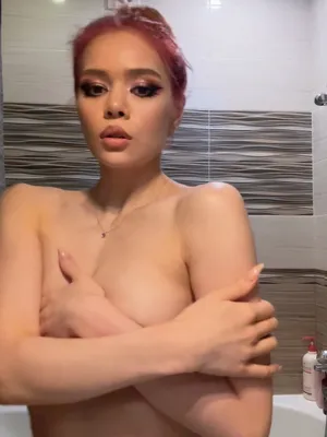 #Tits #Bathroom #Solo #Onlyfans #Sexy Girl #Vertical Porn