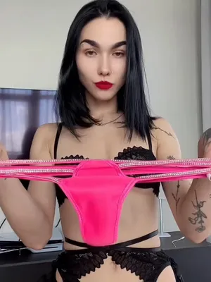 #Morena #Tatuaje #Bragas #Fetiche #Onlyfans #Modelo #Ama #Vertical Porn #Mary Mistress