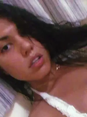 #Shemale #Brunette #Latina #Vertical Porn #Onlyfans Models #TS Goddess Isis