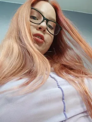 #Náctileté #Zrzky #Brýle #Krásný Holky #Sólo #Onlyfans #Škádlení #Vertikální Porno #Denise Levi