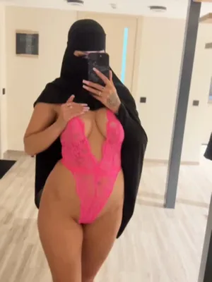 #Mirror #Solo #Onlyfans #Teasing #Hot #Sexy #FYP #Niqab #Jasmina Muslim