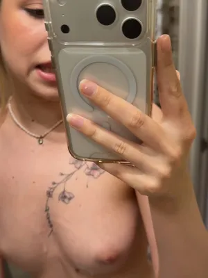 #Tattoo #Łazienka #Cum #Przed Lustrem #Solo #Onlyfans #Natural Tits #Cum On Tits #Kolczyk W Pępku #Messy Play #Sticky Skin
