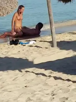 #Public #Fucking #Vertical Porn