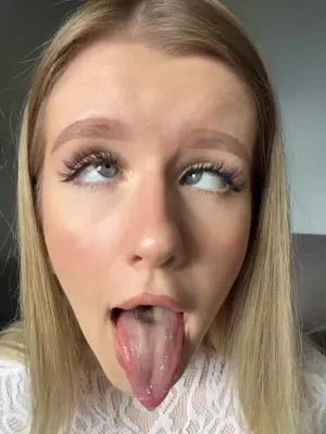 #Teen #Blonde #Beautiful #Solo #Onlyfans #Kuszenie #Ahegao #FYP #Maria Marry