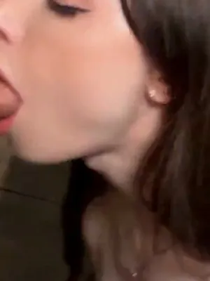 #Teen #Blowjob #Cumshot #Onlyfans #Vertical Porn #Dainty Wilder #Leaks
