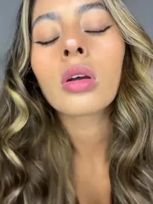 #Brunette #Small Tits #Latina #Girls #Lingerie #Solo #Onlyfans #Sexy #Flaca #Sexy Body #Vertical Porn #Aficionados #Hanny Sun #Lazo Rojo