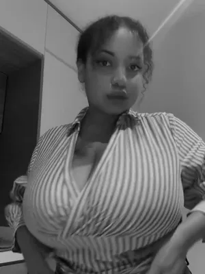 #Big Tits #Onlyfans #Vertical Porn #Leaks #Onlyfans Models #Dominiq Laya
