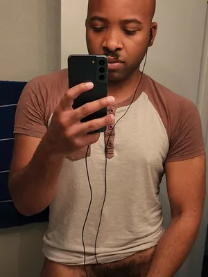 #Amateurs #Cumshot #Mirror #Solo #Gay #Hairy Cock #Jerking Off #Black Cock #Bald #Vertical Porn #Black Man #Moustache #Adrian R #Cum In Sink