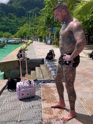 #Tattoo #Muscular #Onlyfans #Vertical Porn #Leaks #Onlyfans Models #Onlycamsxxx