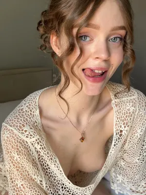 #Amateure #Solo #Jung #Onlyfans #Necken #Natürliche Brüste #Sexy #Süßes Mädchen #Schlafzimmer #Flirty #Crochet Top