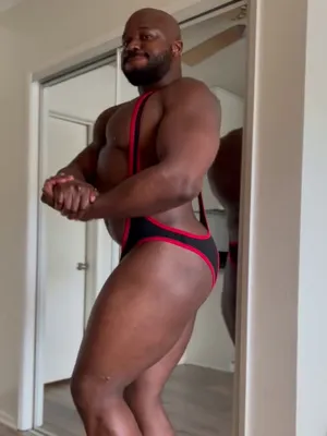 #Ebony #Muscular #Onlyfans #Vertical Porn #Leaks #Onlyfans Models #Cocoa Muscle