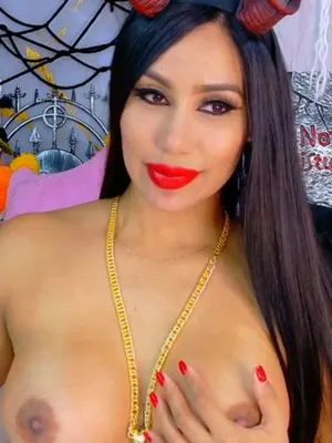 #Amateurs #MILF #Big Tits #Brunette #Masturbation #Latina #Big Ass #Solo #Hot #Sexy #Camsoda
