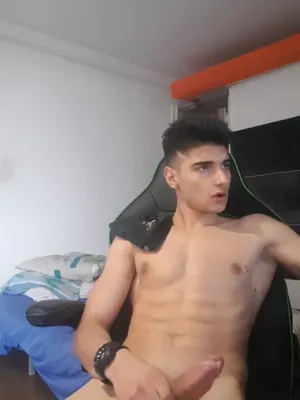 #Amateurs #Blowjob #Cumshot #Muscular #Cum #Solo #Bareback #Gay #Fucking #Jerking Off #Masturbazione #Vertical Porn #Seghe #Cazzo Grosso #Cazzo #Cazzoduro #Gaming Chair #Solo Masturbazione