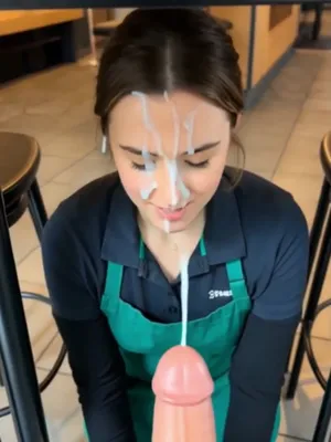 #공공장소 #Blowjob #Cumshot #Facial #아마추어펠라치오 #얼굴사정 #Public Blowjob #FYP #Parody #Customer #Starbucks #Waitress #유출 #Zero Shame #Nextgen Vids