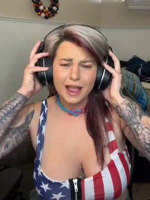 #Tetas Grandes #Loira #Onlyfans #Pornô Vertical #Vazamentos #Modelos Onlyfans #Becca faye66