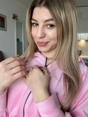#幼女 #Blonde #Small Tits #Solo #Onlyfans #挑逗 #Natural Tits #性感美女 #可爱妹子 #Your Briana