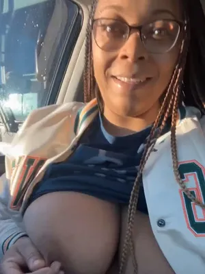#巨乳 #Ebony #车震 #Onlyfans #Vertical Porn #流出 #Onlyfans Models #Laddyreddllc