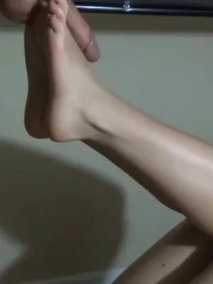 #Big Tits #Cumshot #Foot Fetish #Footjob #Mistress #Cock Ring #Vertical Porn #Cum Lover