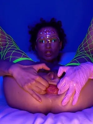 #Glasses #Shaved #Fisting #Anal Plug #Solo #Stacy Bloom #Prolapse #Vertical Porn