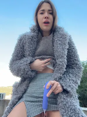#素人 #Brunette #自慰 #假屌 #Beautiful #Solo #幼 #Onlyfans #户外 #Vertical Porn #Lisacollinssw