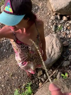 #Amatorzy #Pissing #W Plenerze #Vertical Porn