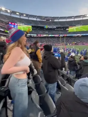 #Big Tits #Public #Blonde #Funny #Public Flashing #FYP #Viral #Vertical Porn