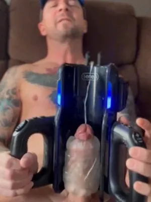 #Tattoo #Cumshot #Toys #Solo #Gay #Jerking Off #Cap #Blowjob Machine