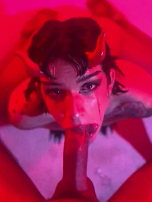 #Blowjob #Brunette #Tattoo #Deepthroat #Cumshot #Facial #Cosplay #Gloves #Facefuck #Vertical Porn #Leaks #Devil Girl #Teautie Stewart