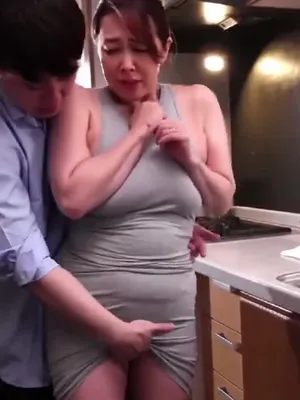 #MILF #Squirt #Fingering #Japanese #Vertical Porn