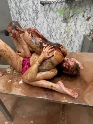 #Fetiche #Extremo #Comida #Making-of #Brittany Bardot #Sasha Beart #Power Fetish.com #Pornô Vertical