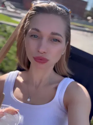 #Amatéři #Sólo #Onlyfans #Škádlení #Vertikální Porno #Piercing V Nose #Kris Amber