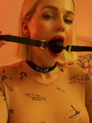 #Blonde #BDSM #Mask #Fetish #Naked #Gagged #Sexy #Sexy Body #Choker #Ball Gag #Sheer Top #@lexyg #Graphic Print